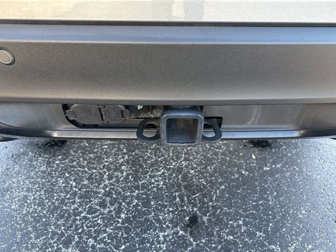 Used 2025 Ford Explorer ST-Line w/ ST-Line Street Pack image 11