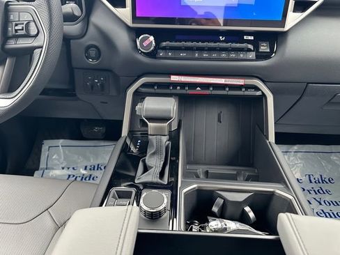 New 2026 Toyota Tundra Limited AWD/4WD image 11