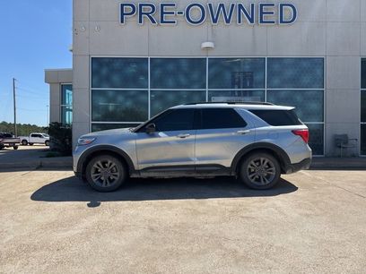 Used 2022 Ford Explorer XLT w/ Equipment Group 202A