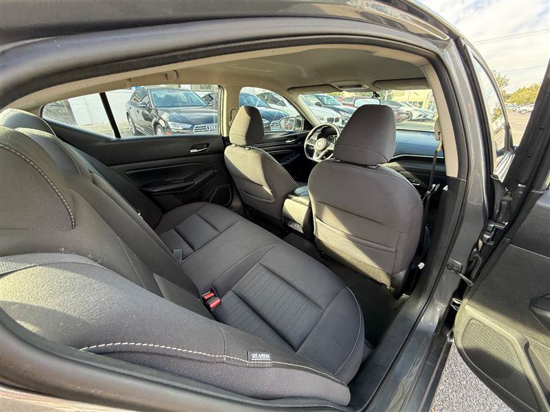 Used 2019 Nissan Altima 2.5 S FWD image 24