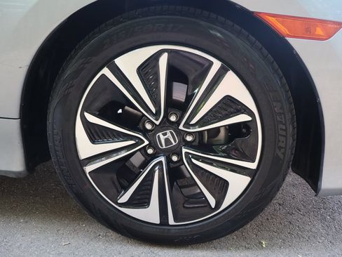 Used 2017 Honda Civic EX-T image 45