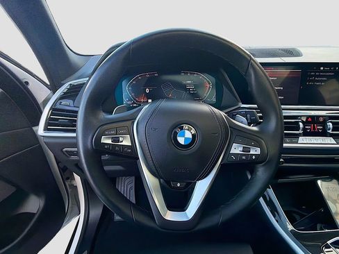 Used 2023 BMW X5 sDrive40i w/ Premium Package image 43