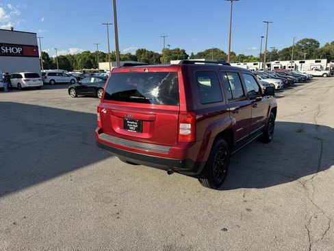 Used 2014 Jeep Patriot Sport w/ Power Value Group FWD image 3