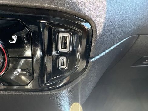 Used 2023 GMC Sierra 1500 Elevation w/ Preferred Package image 35