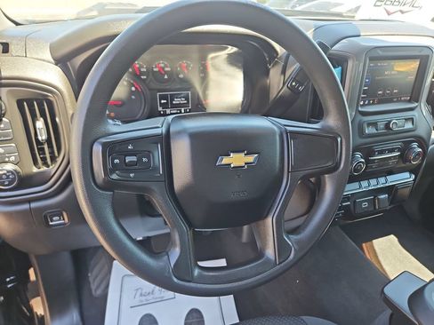 Used 2020 Chevrolet Silverado 2500 Custom w/ Custom Value Package AWD/4WD image 14