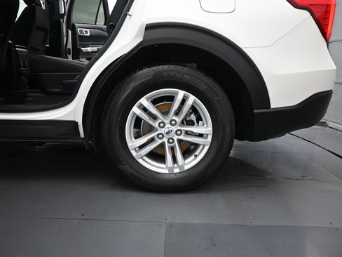Certified 2023 Ford Explorer XLT image 23
