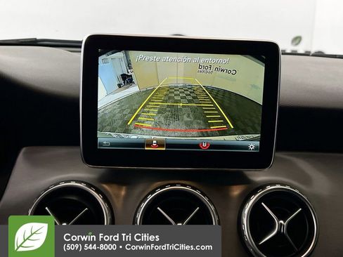 Used 2016 Mercedes-Benz GLA 250 4MATIC image 21