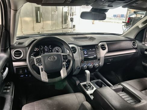 Used 2019 Toyota Tundra SR5 image 18