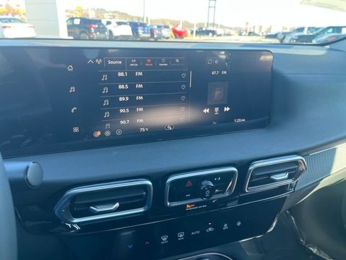 New 2026 Nissan Sentra SR image 19