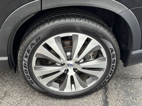 Used 2022 Subaru Ascent Limited image 13