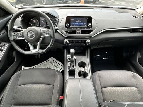 Used 2022 Nissan Altima 2.5 S image 12