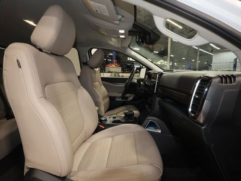 Used 2024 Ford Ranger Lariat w/ FX4 Off-Road Package image 28