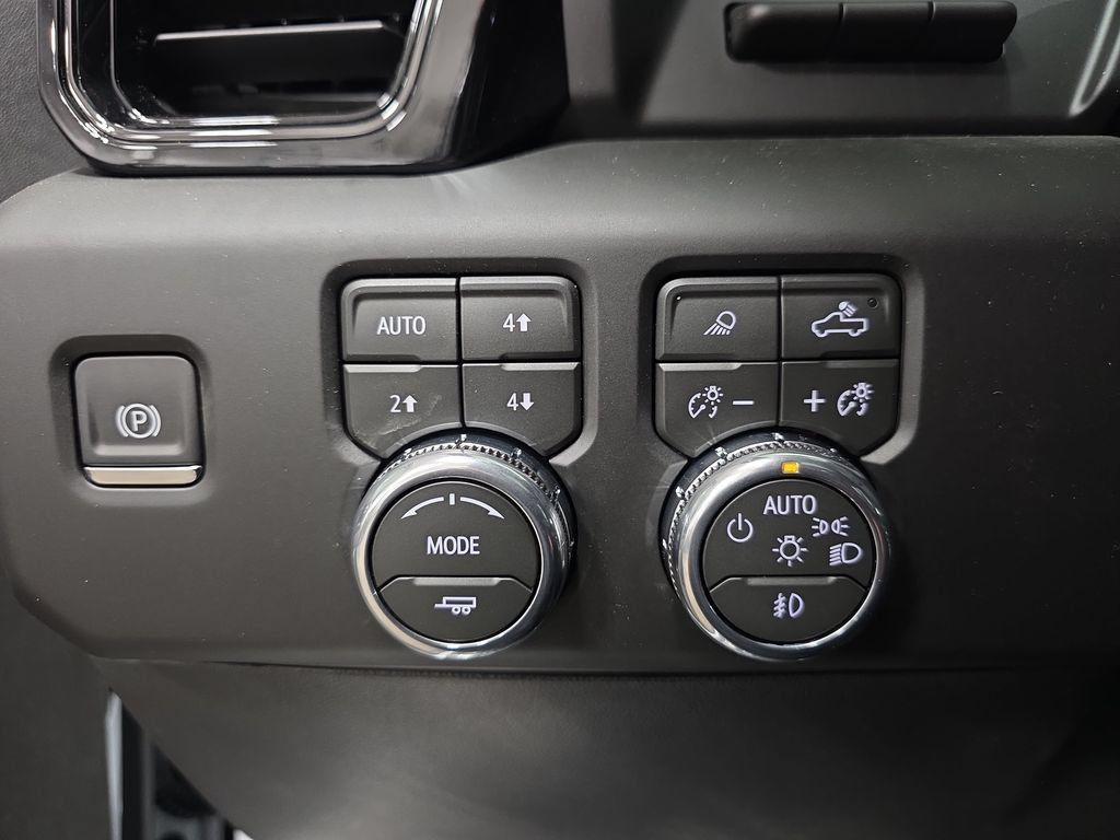 New 2026 GMC Sierra 1500 AT4X AWD/4WD image 28