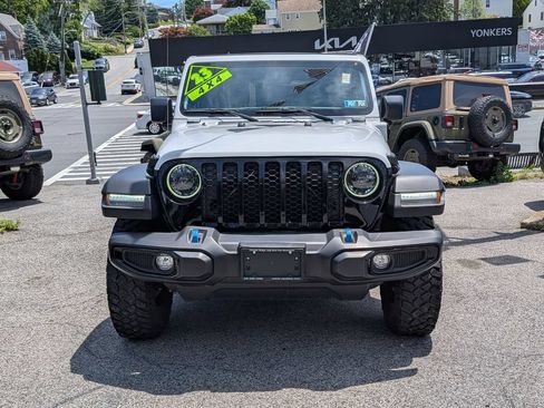 Used 2023 Jeep Wrangler Unlimited w/ Sun & Screen Package AWD/4WD image 3