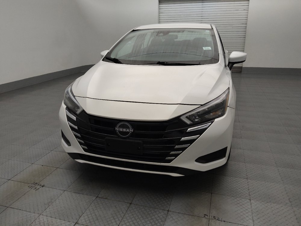 Used 2025 Nissan Versa SV w/ Trunk Package FWD image 15