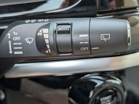 New 2026 Nissan Pathfinder SL FWD image 24