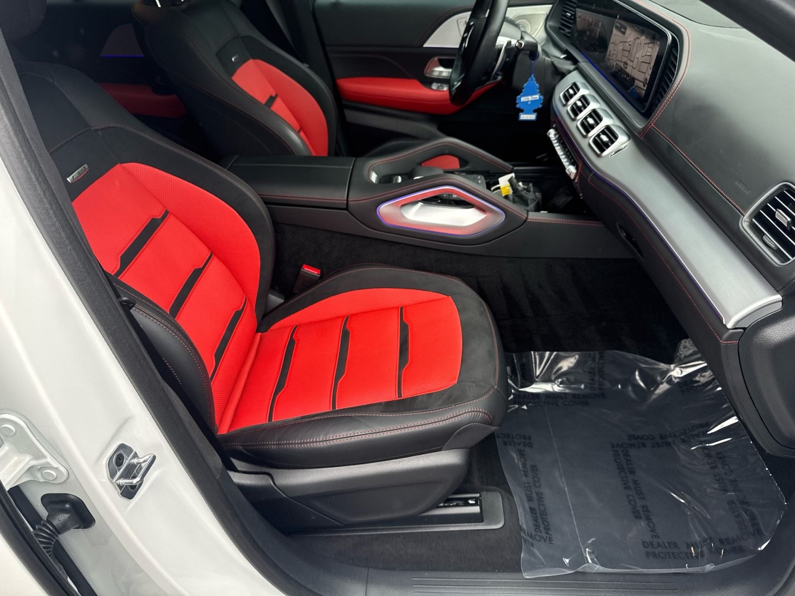 Used 2025 Mercedes-Benz GLE 63 AMG S image 33