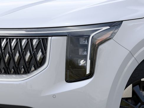 New 2027 Kia Carnival EX FWD image 10