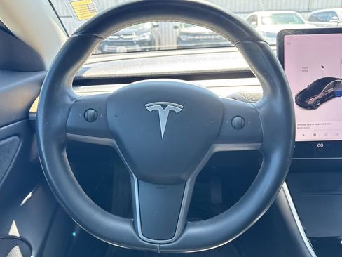 Used 2019 Tesla Model 3 RWD image 14