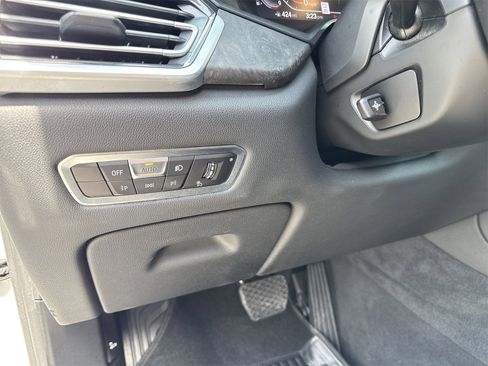 Used 2022 BMW X5 sDrive40i w/ Premium Package image 19