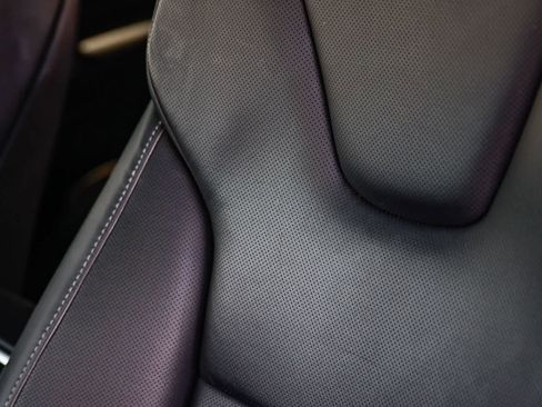 Used 2022 Tesla Model X Plaid image 28