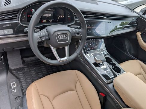 Used 2025 Audi Q7 3.0T Premium Plus image 4