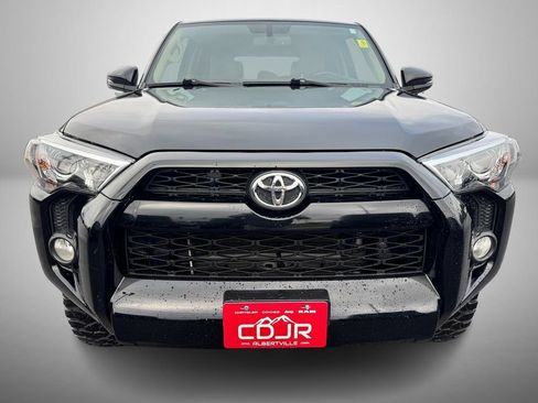 Used 2018 Toyota 4Runner SR5 Premium image 11