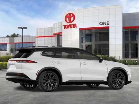 New 2026 Toyota Crown Signia image 12