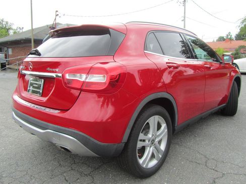Used 2018 Mercedes-Benz GLA 250 4MATIC image 10