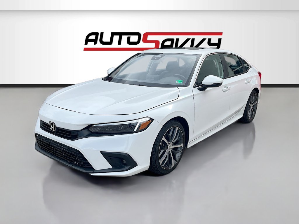 Used 2022 Honda Civic Touring image 3