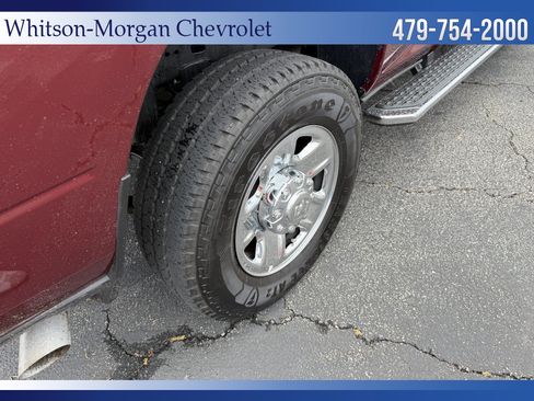 Used 2024 RAM 2500 Tradesman w/ Chrome Appearance Group AWD/4WD image 8