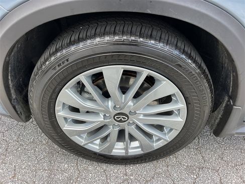 Used 2025 INFINITI QX50 Luxe image 9