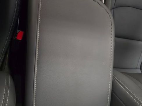 Used 2023 Buick Enclave Essence w/ Experience Buick Package AWD/4WD image 29