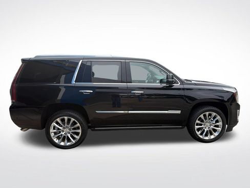 Certified 2019 Cadillac Escalade Premium Luxury AWD/4WD image 6