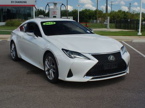 Used 2019 Lexus RC 300 RWD image 2