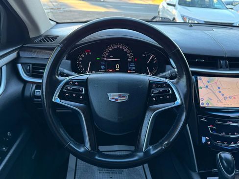Used 2018 Cadillac XTS Luxury image 24