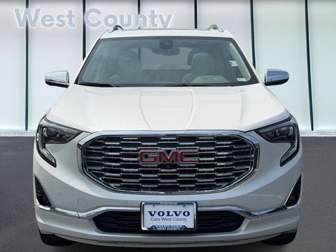 Used 2020 GMC Terrain Denali w/ Denali Premium Package AWD/4WD image 10