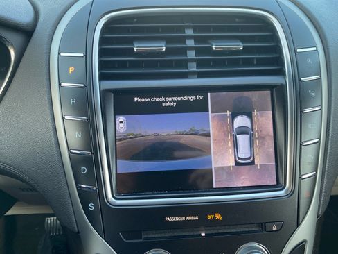 Used 2019 Lincoln Nautilus Reserve AWD/4WD image 34
