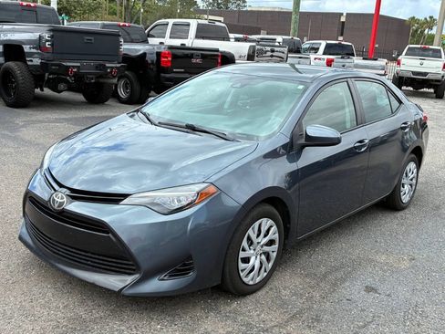 Used 2017 Toyota Corolla LE image 1