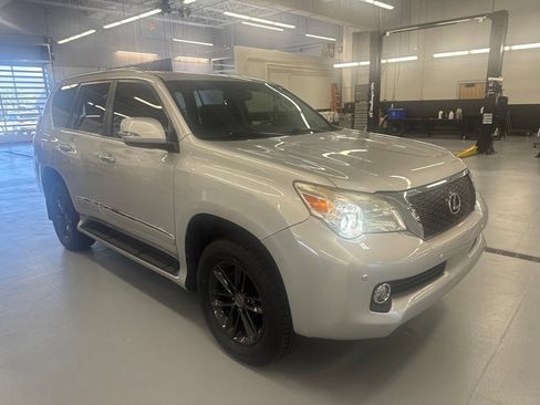 Used 2012 Lexus GX 460 w/ Comfort Plus Pkg AWD/4WD image 7