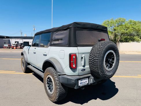 Used 2021 Ford Bronco Outer Banks w/ Sasquatch Package AWD/4WD image 6