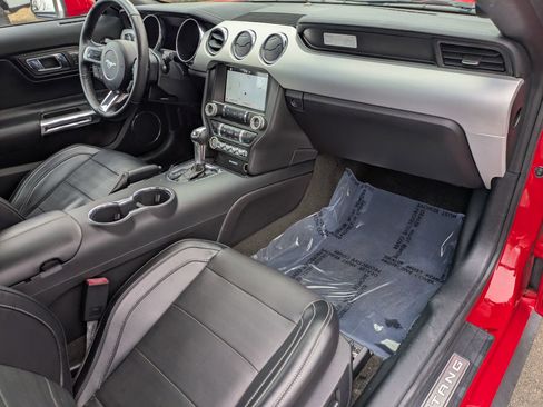 Used 2016 Ford Mustang Premium w/ Equipment Group 201A image 32