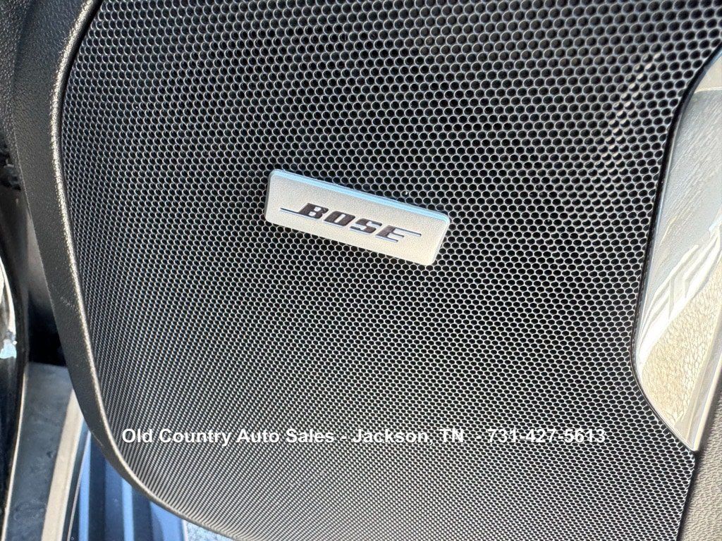 Used 2022 GMC Yukon SLT w/ SLT Luxury Package RWD image 38