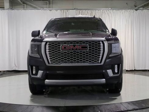 Used 2024 GMC Yukon Denali w/ Max Trailering Package image 3