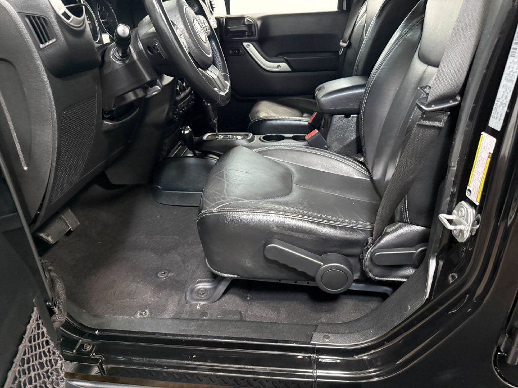 Used 2018 Jeep Wrangler Unlimited Sahara AWD/4WD image 57