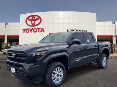 New 2025 Toyota Tacoma SR5
