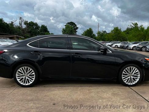 Used 2016 Lexus ES 350 w/ Ultra Luxury Package FWD image 5