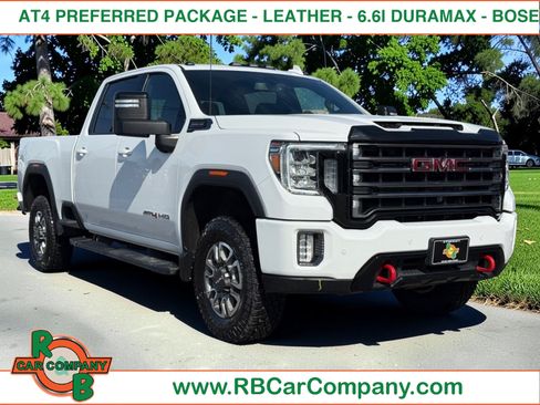 Used 2022 GMC Sierra 2500 AT4 w/ AT4 Preferred Package AWD/4WD image 1