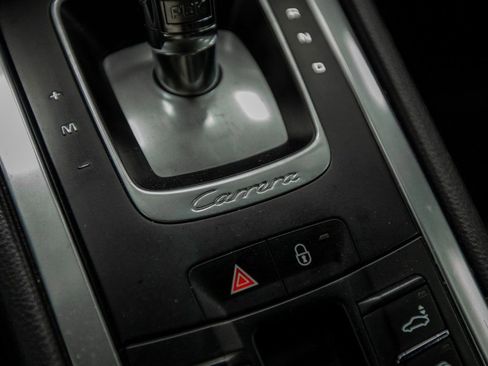 Used 2014 Porsche 911 Carrera 4S image 24