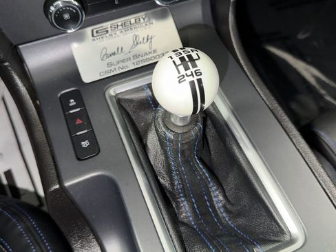 Used 2012 Ford Mustang Shelby GT500 RWD image 23